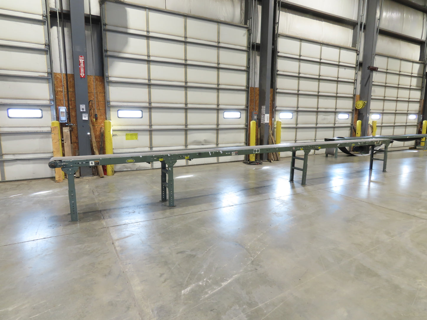 Hytrol 16"x 25' 11" Slider Bed Conveyor 12"Belt .5Hp 460V 3PH End Drive 70FPM