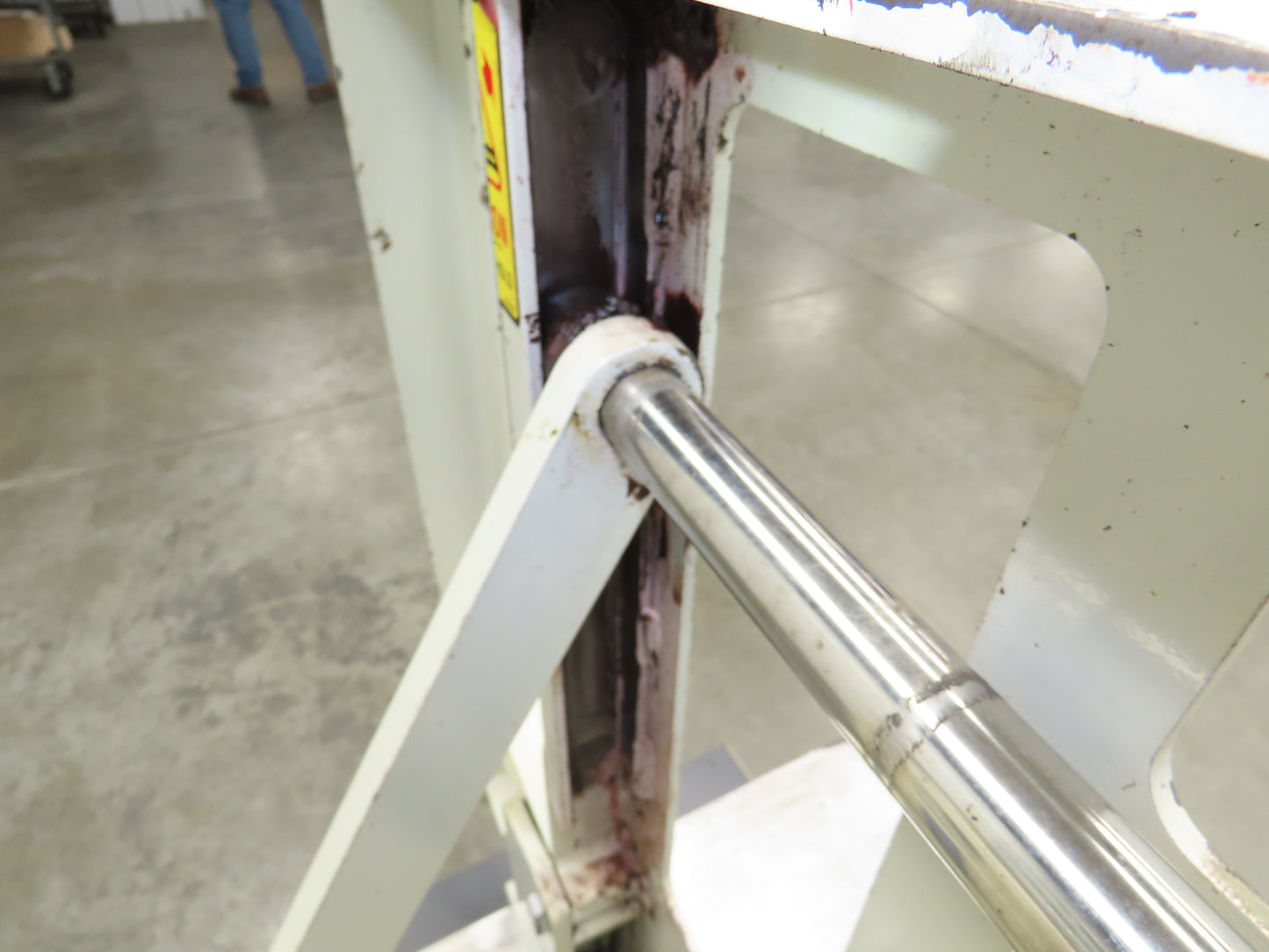 Cascade 35E-QPB-Q002 Forklift Push Pull Attachment 3500 LB Cap 48" Slip Sheet