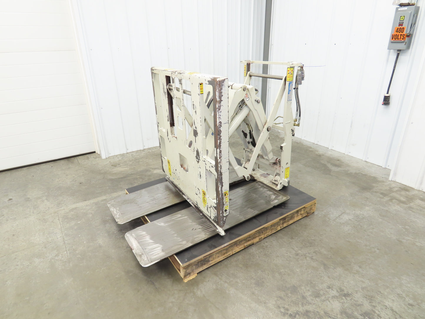 Cascade 35E-QPB-Q002 Forklift Push Pull Attachment 3500 LB Cap 48" Slip Sheet