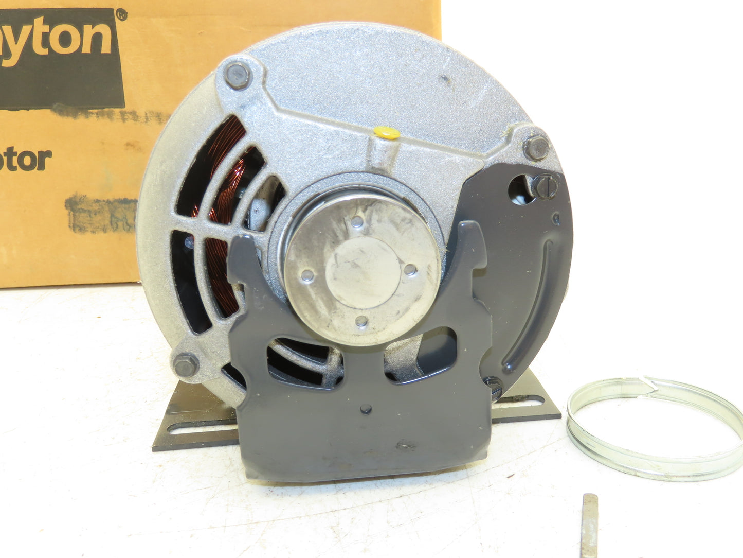 Dayton 5K260C Belt Drive Fan Blower Motor 1/4Hp 1725rpm 115V 1PH 56 Frame ODP