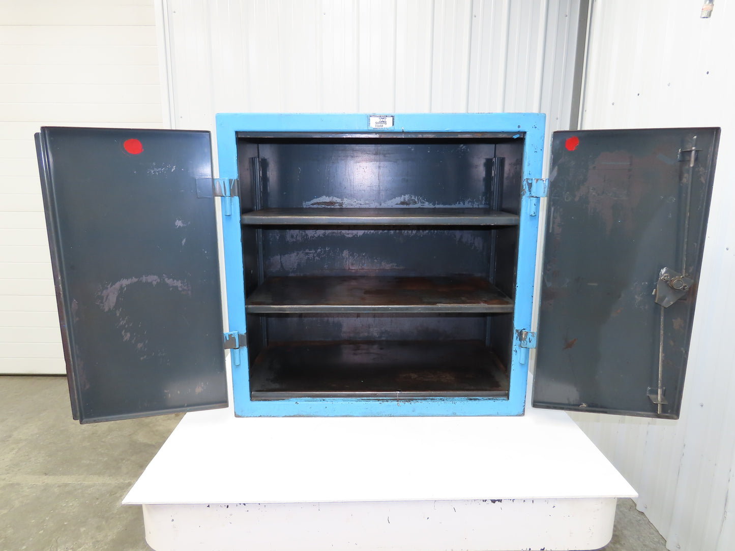 Strong Hold Extreme Duty 12 GA Counter-Height Cabinet 2 Shelf 36x20x36"