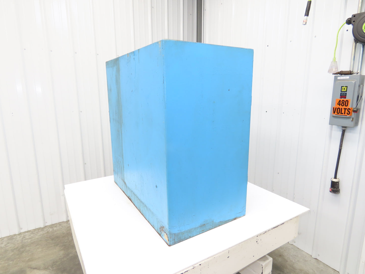 Strong Hold Extreme Duty 12 GA Counter-Height Cabinet 2 Shelf 36x20x36"