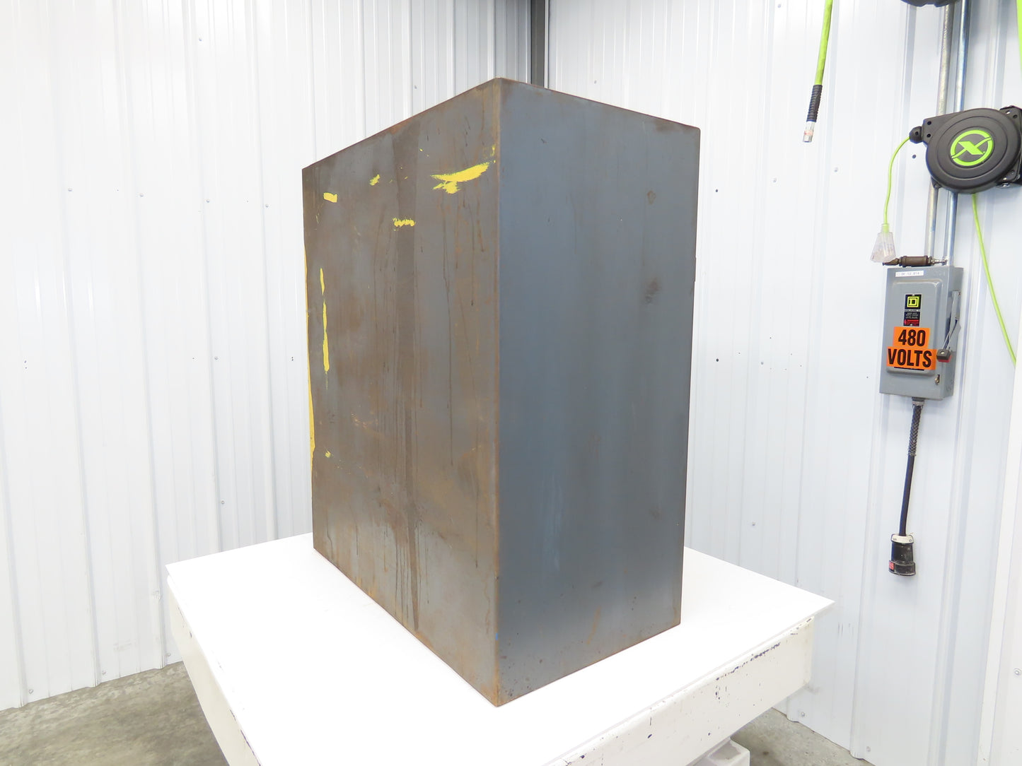 Strong Hold Extreme Duty 12 GA Counter-Height Cabinet 2 Shelf 36x20x42"