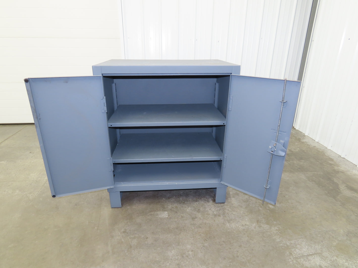 Durham Extreme Duty 14 GA Counter-Height Cabinet 2 Shelf 36x24x42"