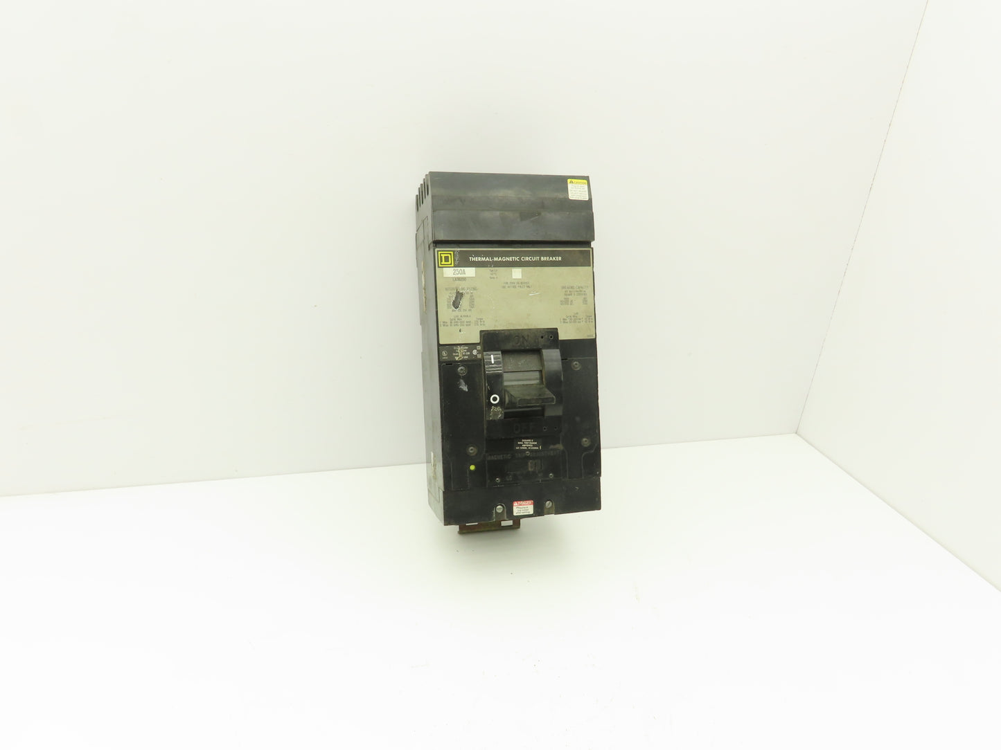 Square D LA36250 I-Line Circuit Breaker 250A 600V 3 Pole Series 4 Gray Face