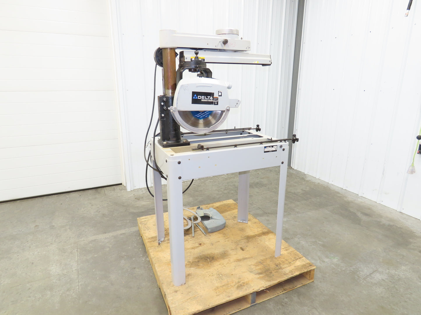 Delta Radial Arm Saw 12" Blade 13" Travel 2 HP 230/460V 3 Ph