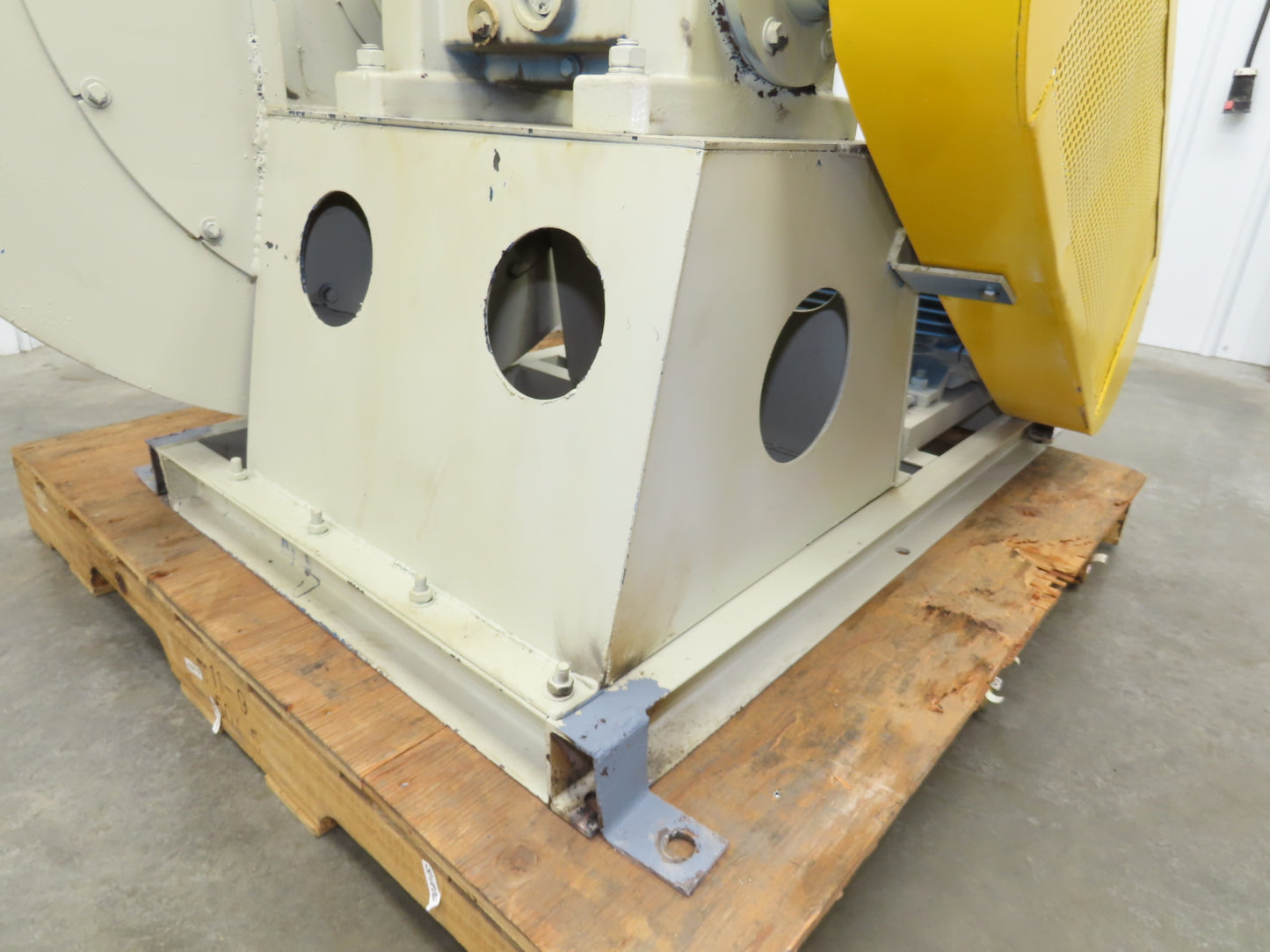 Backward Inclined Centrifugal Blower 24" Impeller 3Ph 7.5kw 480V Only 10" Inlet