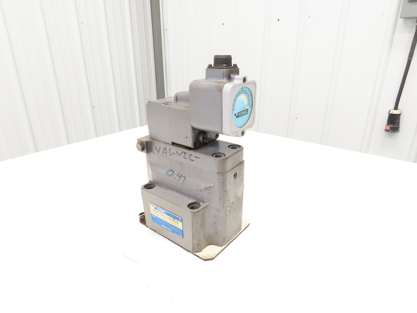 Tokimec D-FRG-03-EX-250-100-20 Digital Directional Flow Control Valve
