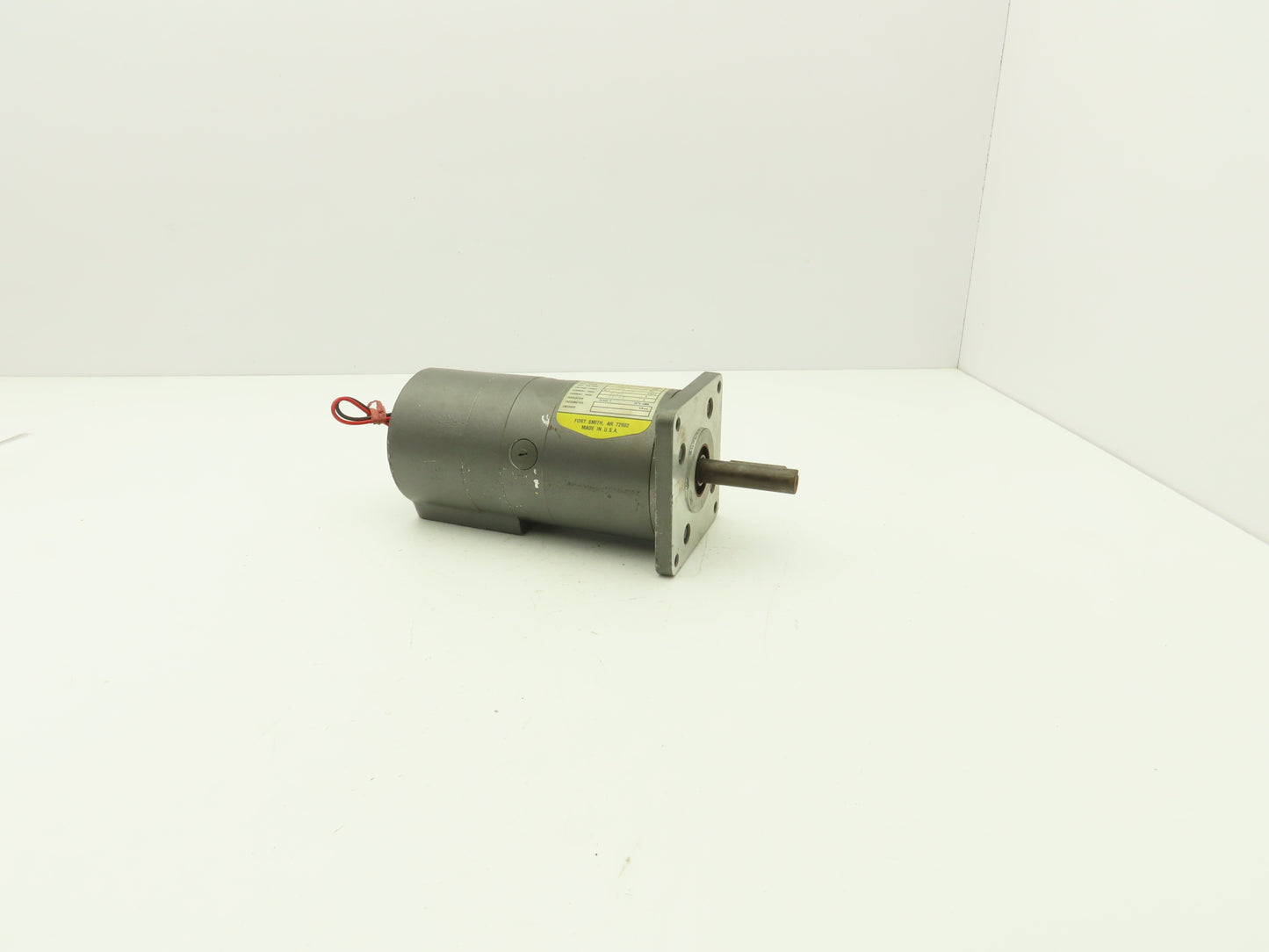 Baldor M-4050-SPECIAL DC Servo Motor 100VDC 4500 RPM 5/8"Shaft