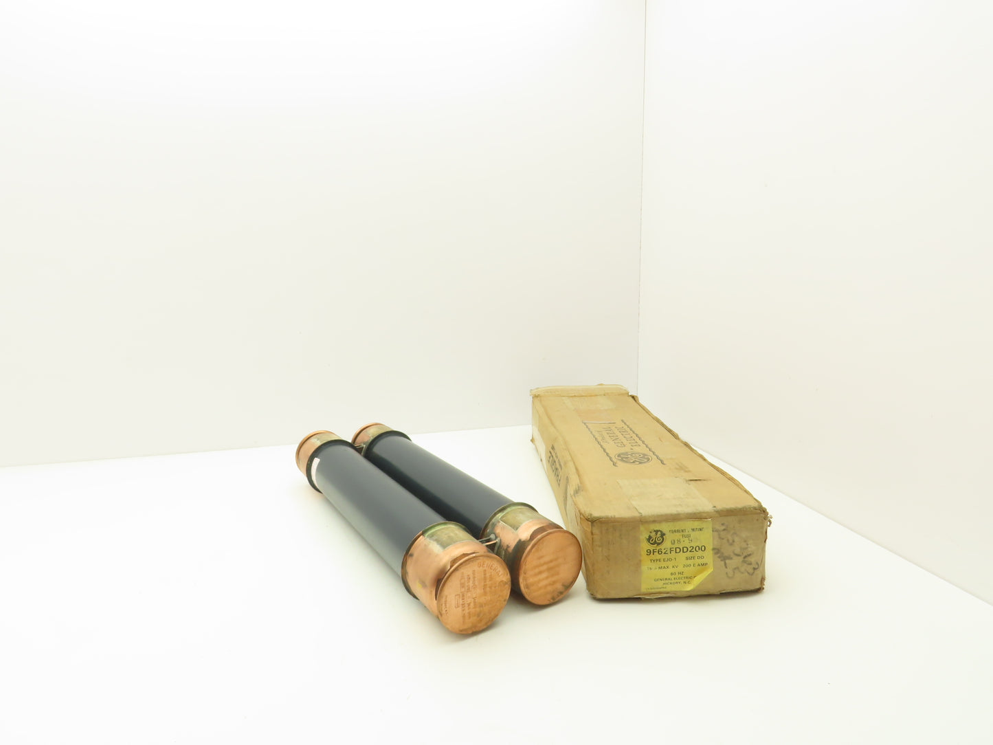 GE General Electric 9F62FDD200 Dual Fuse 200E Amp 15.5kv Type EJ0-1 DD 19"L