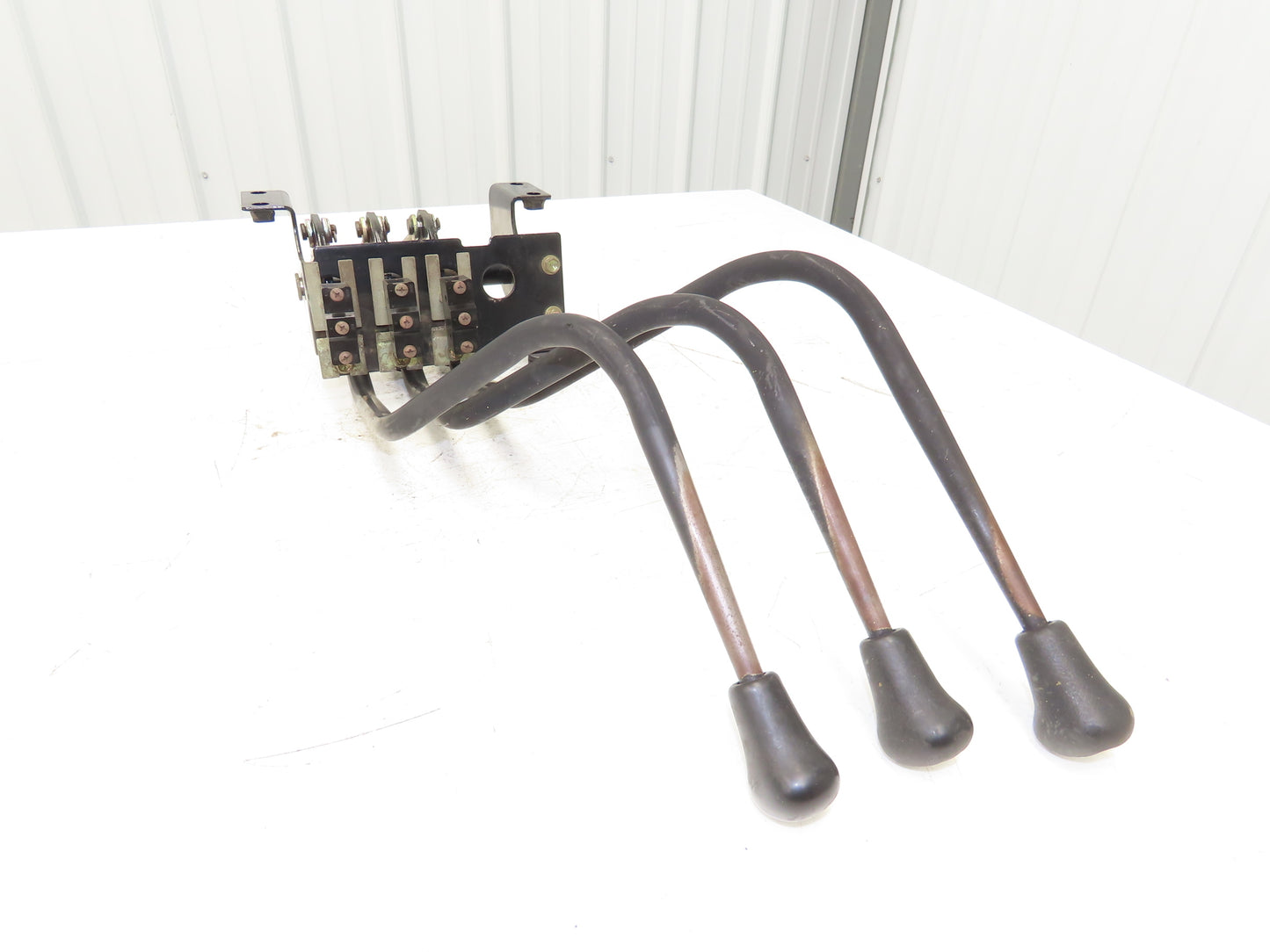 Toyota Electric Forklift Three Lever Control With Lift Tilt Shift From 5FBE15