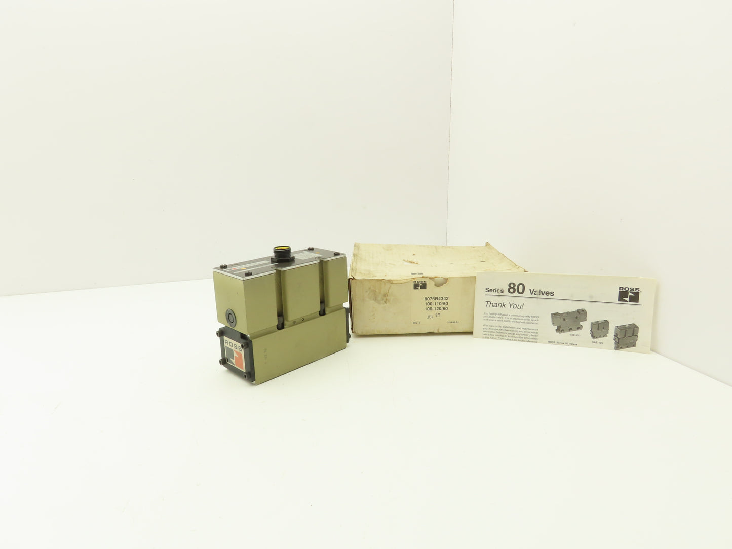 Ross 8076B4342 Pneumatic Directional Solenoid Pilot Valve 115V 80 Series