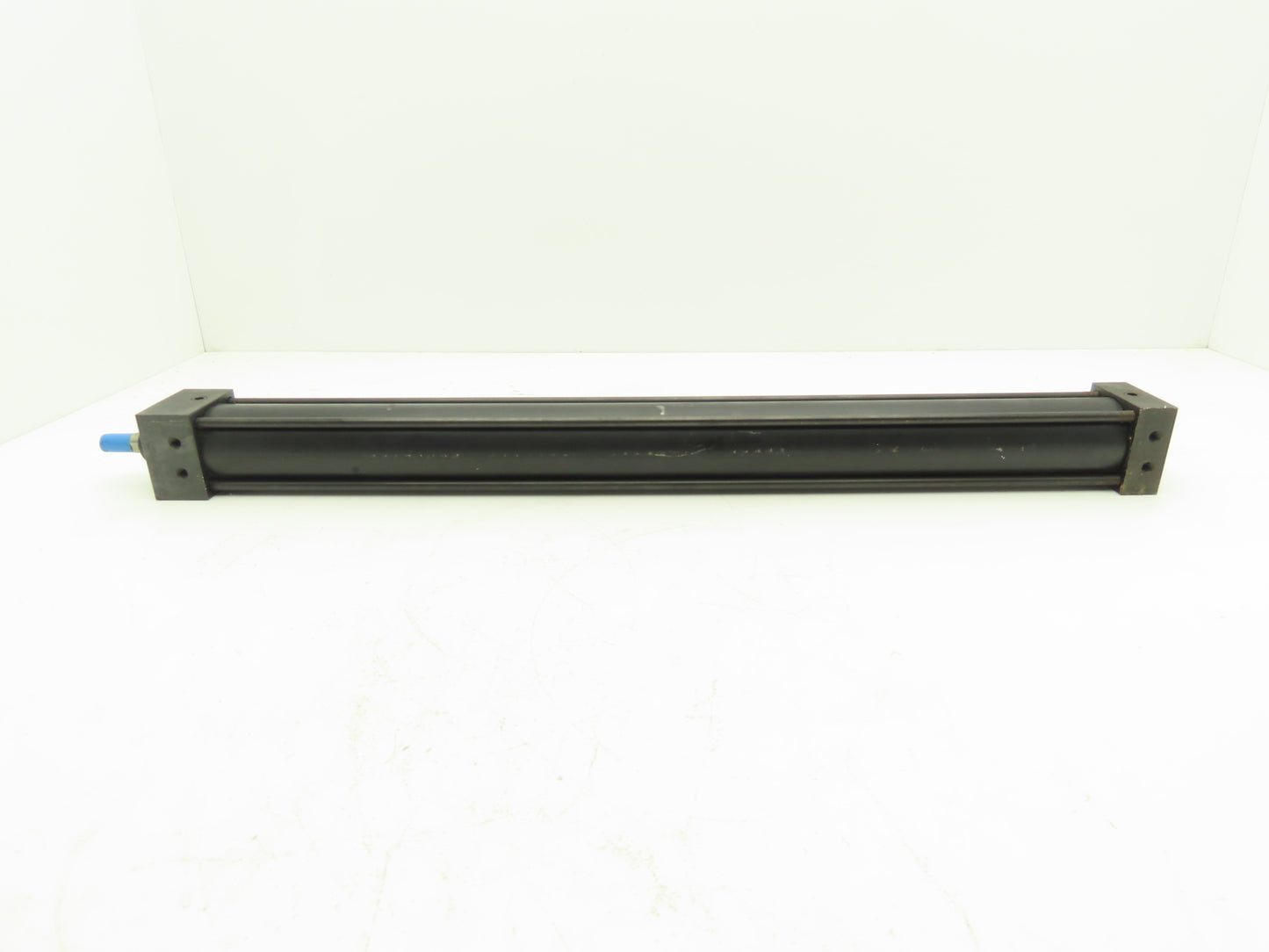 Speedaire 5VAX8 Pneumatic Air Cylinder 2" Bore 24" Stroke 250psi