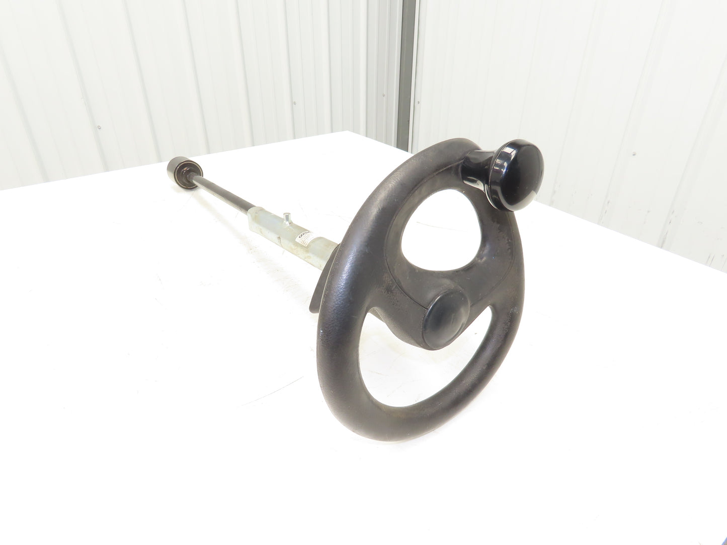 Linde 3355421001 Forklift Steering Wheel & Column W/Horn Removed From E18C-02