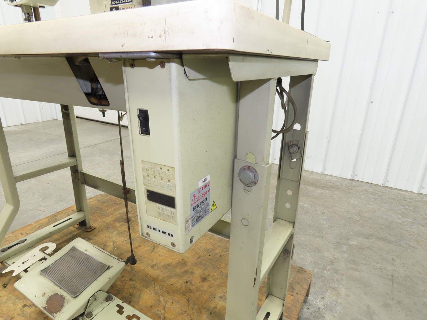 Seiko BBW-28BLC-BTFL-CD-DS Industrial Sewing Walkling Foot Machine 110V *Read