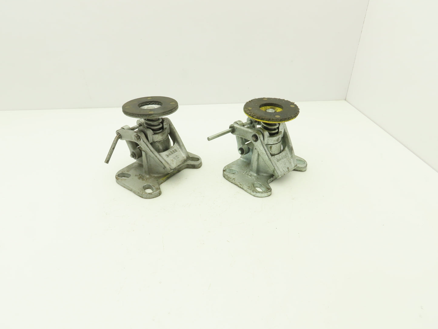 Bona 3256 Floor Lock Cast Iron 6" Relaxed 7-1/2" Extended/Locked Lot of 2