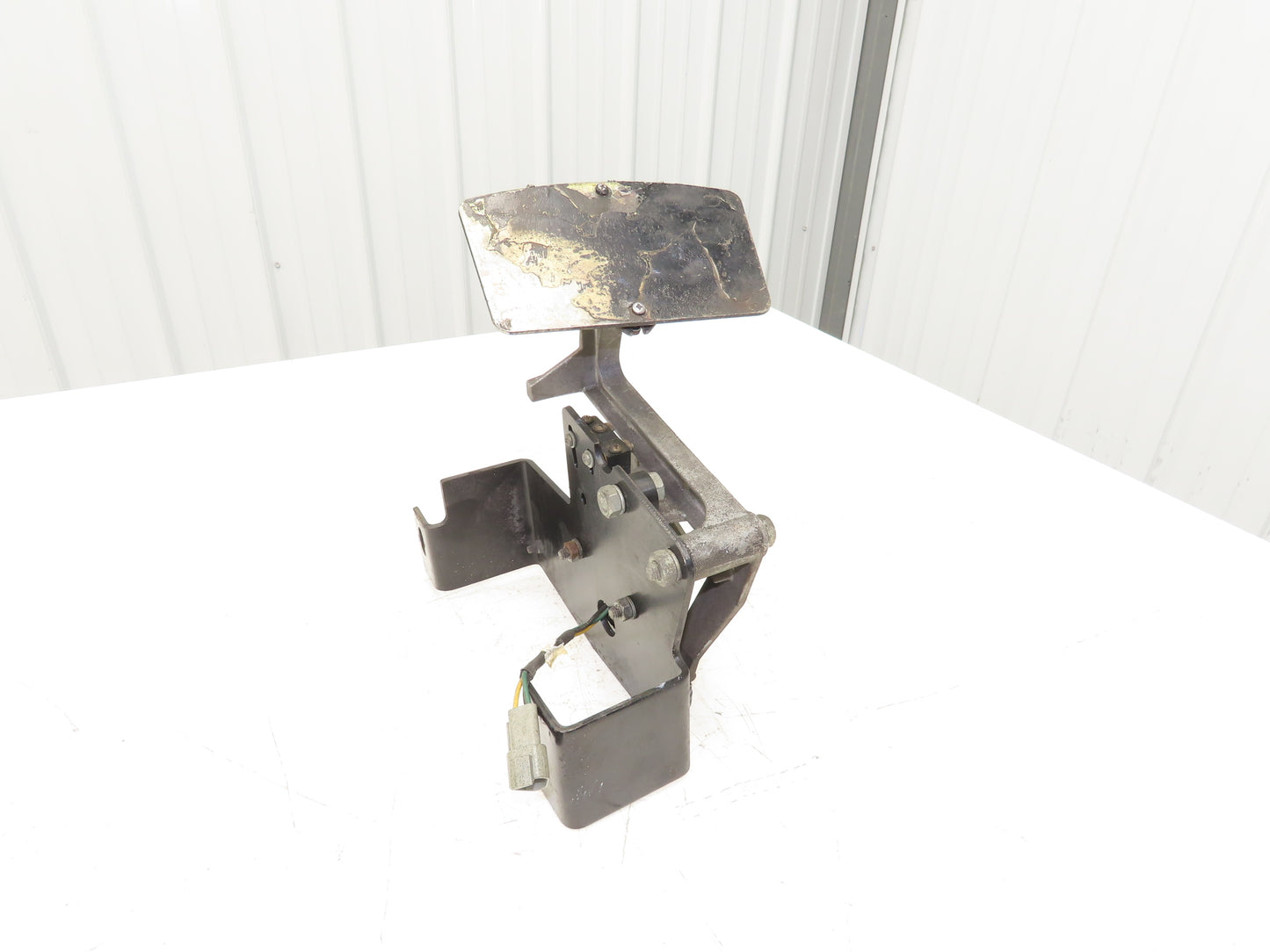 Yale Forklift Throttle Accelerator Pedal Bracket & Potentiometer Off ERC080