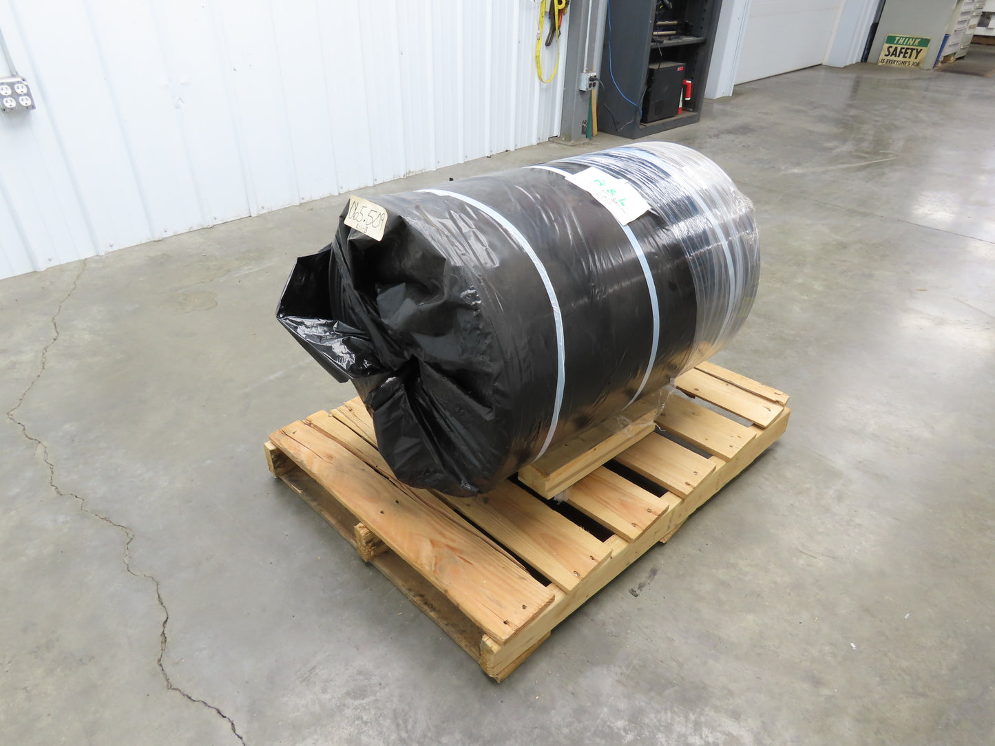 Hytrol Habasit UMS140HMBBS-B Ultimate 140 Conveyor Belt Fleece Laced 30"W x 127'