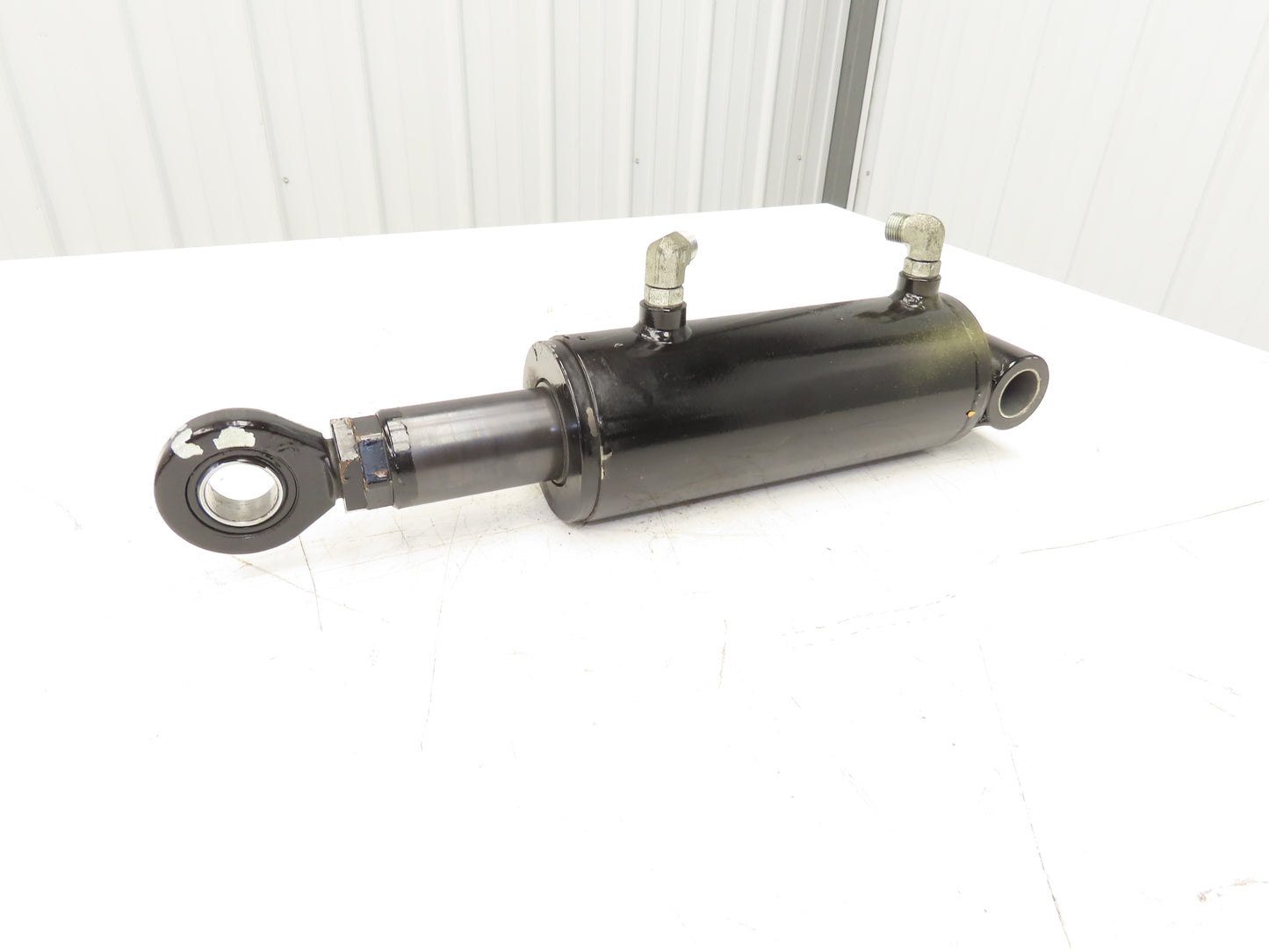 Landoll 52018-0611 Hydraulic Tilt Cylinder Removed From LSC30 Stand On Forklift