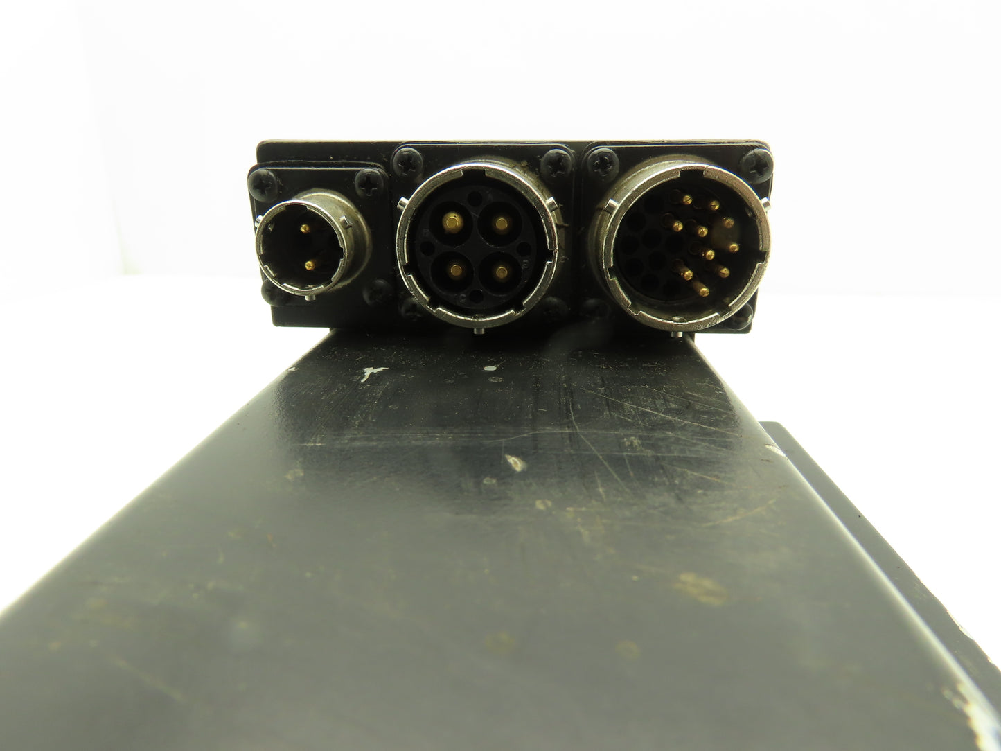 Allen Bradley 7053-06-4204 AC Servo Motor 2.2kW 460V 3PH 3000 RPM 90 IN/LB Brake