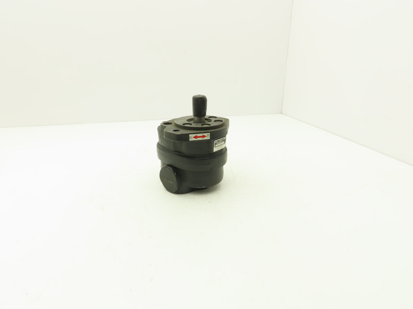 John S Barns Hydraulic Gear Pump 16GPM 1750PSI 3500RPM 3/4" Keyed Shaft