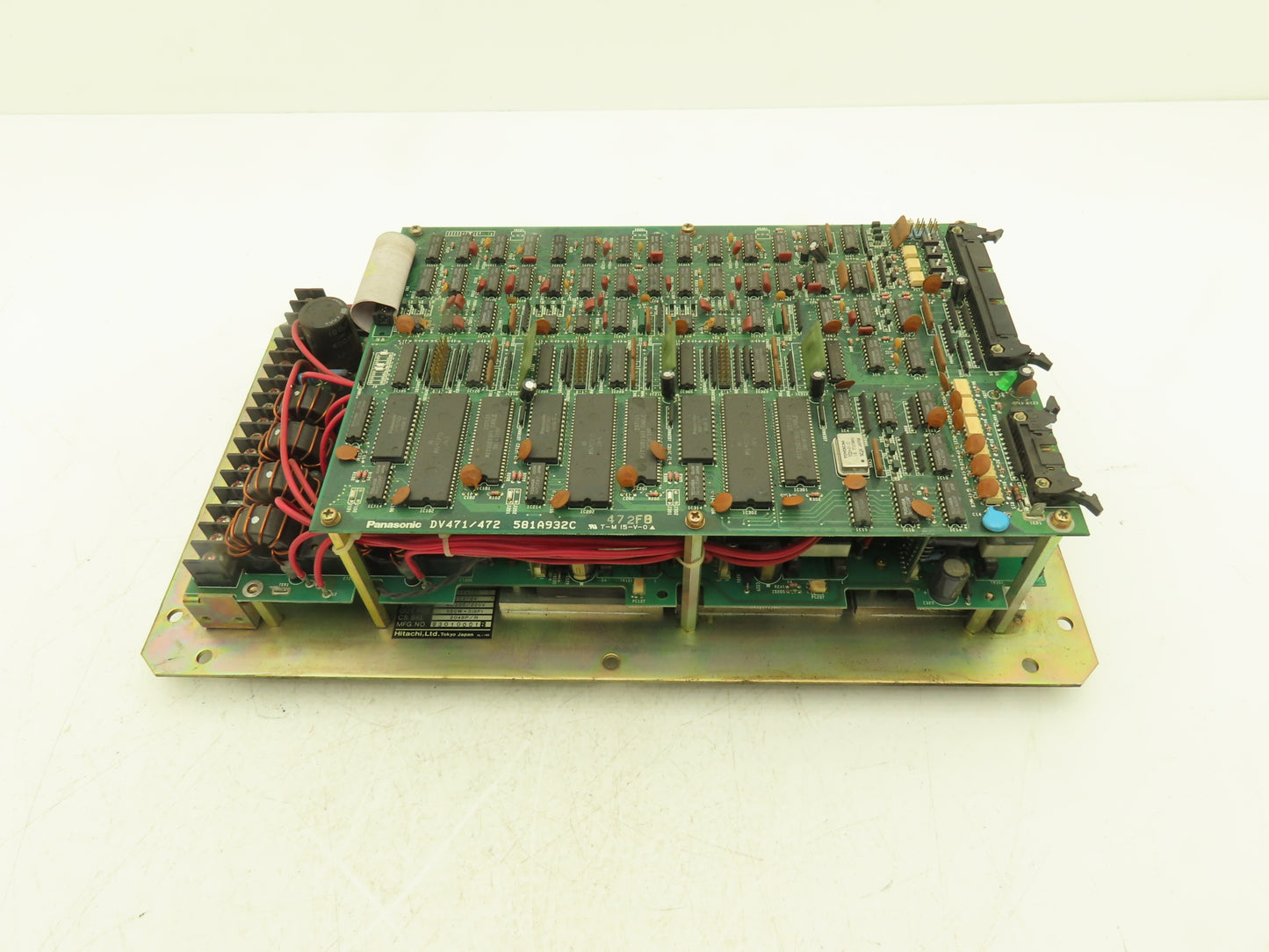 Hitachi HDV472F AC Servo Motor Amplifier Controller Module 581A932C