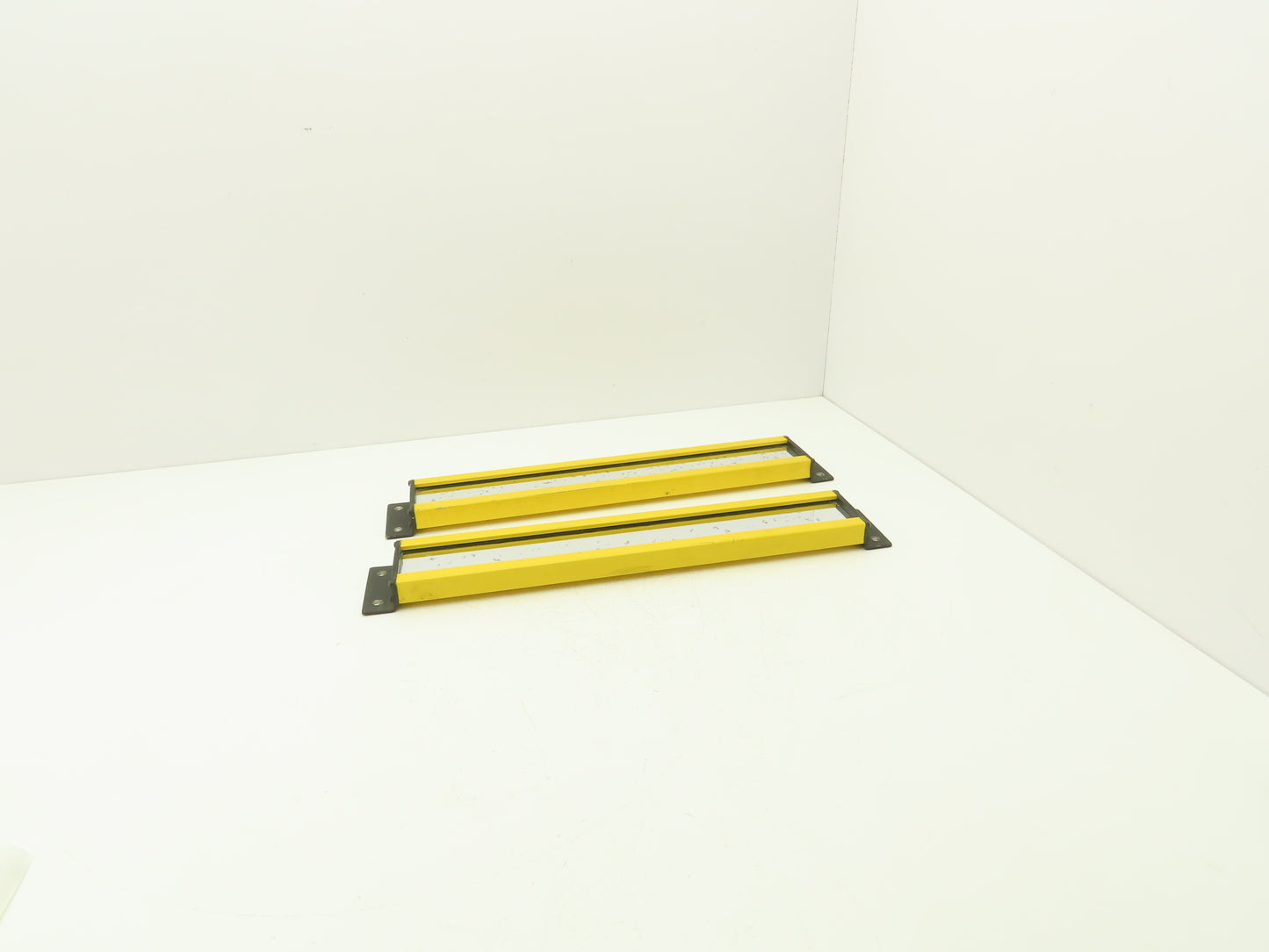 Sti Optoflex Mirror Safety Light Curtain 18 x 2" Glass Lot of 2