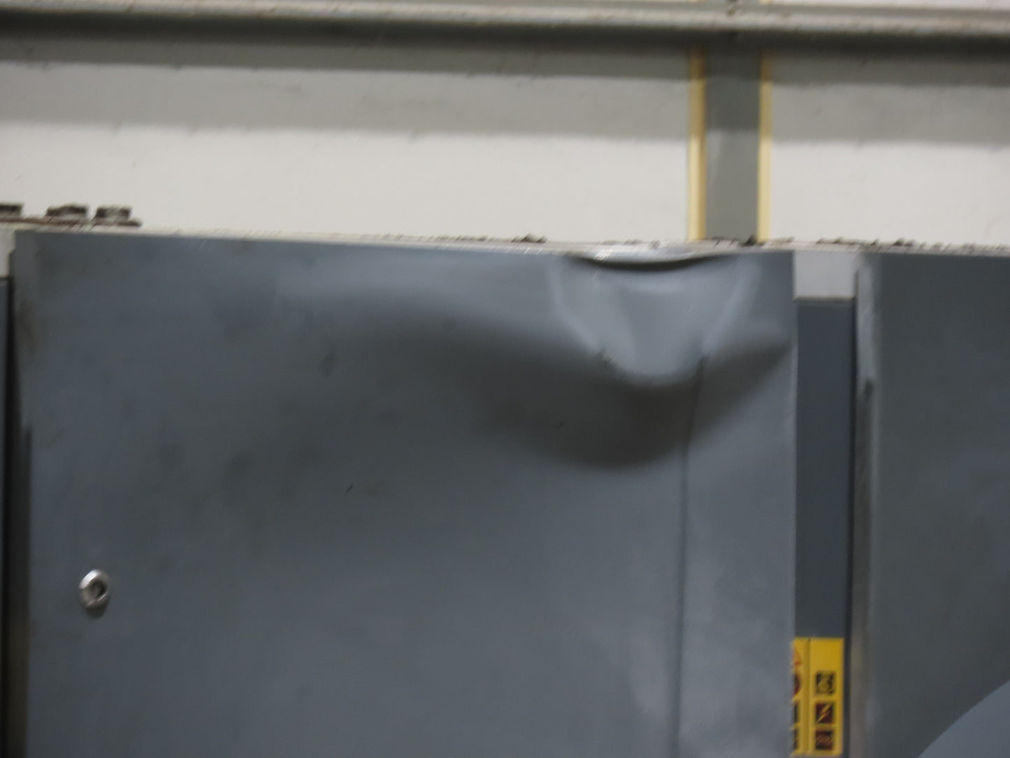 Atlas Copco GA160VSD-FF 215Hp Rotary Screw Air Compressor 1076CFM 460v Air Dryer