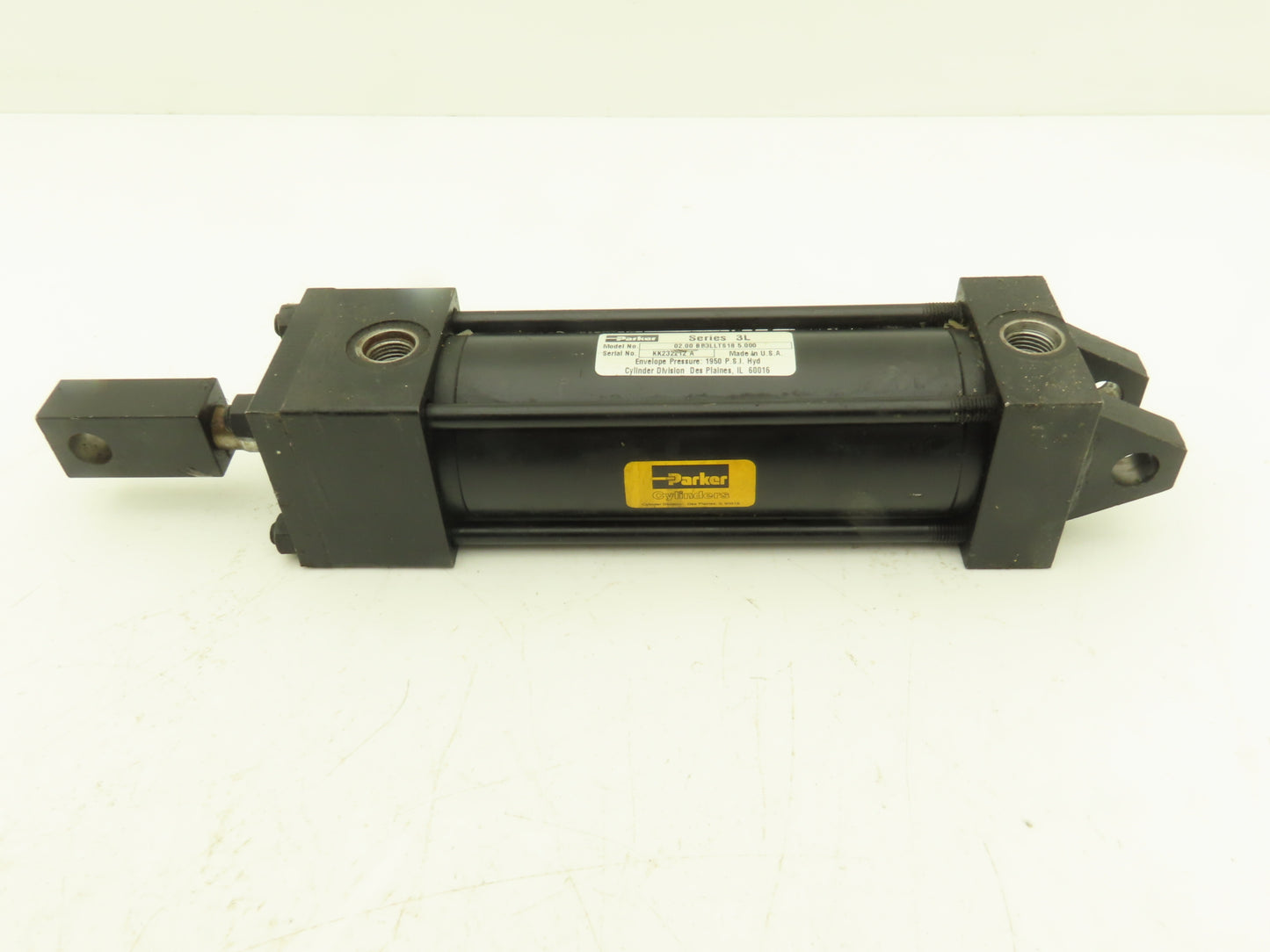 Parker BB3LLTS18 2.00 Hydraulic Cylinder 2"Bore 5"Stroke 1950psi Clevis Mount