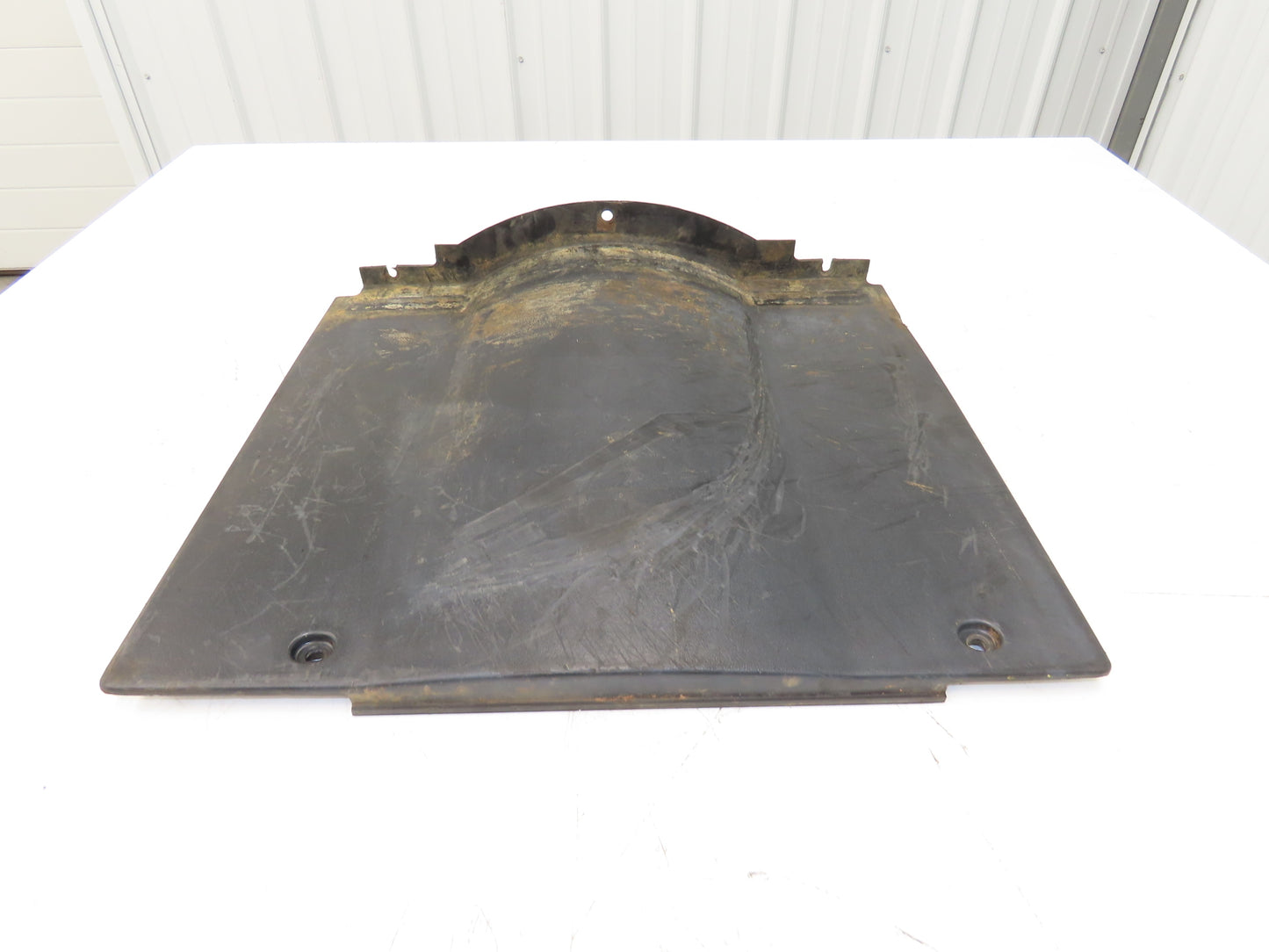 Yale Operator Center Plastic Cover Kick Plate Off ESC030FAN36TE094 Forklift