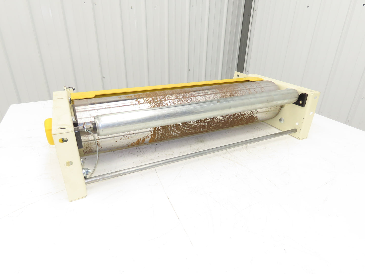 Hytrol 30" Tail Pulley Assembly for Belt-Over Roller Conveyor Beige 27"BF