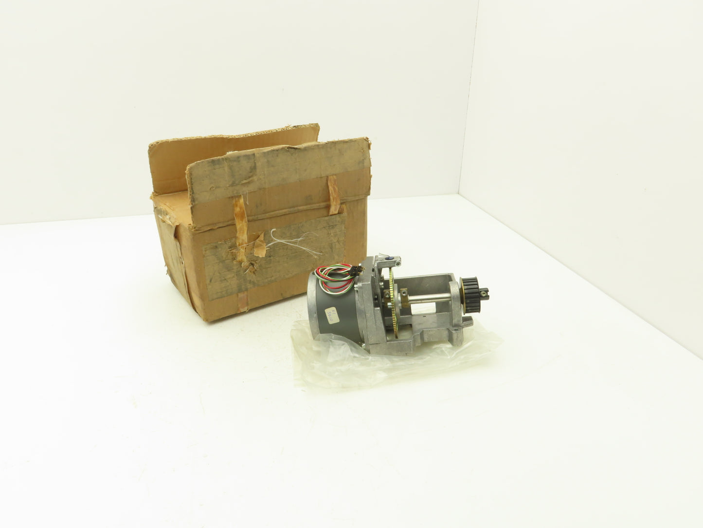 Shinkoh Communication Industry 78200206-001 Astrosyn Miniangle 1.8 Deg Stepper