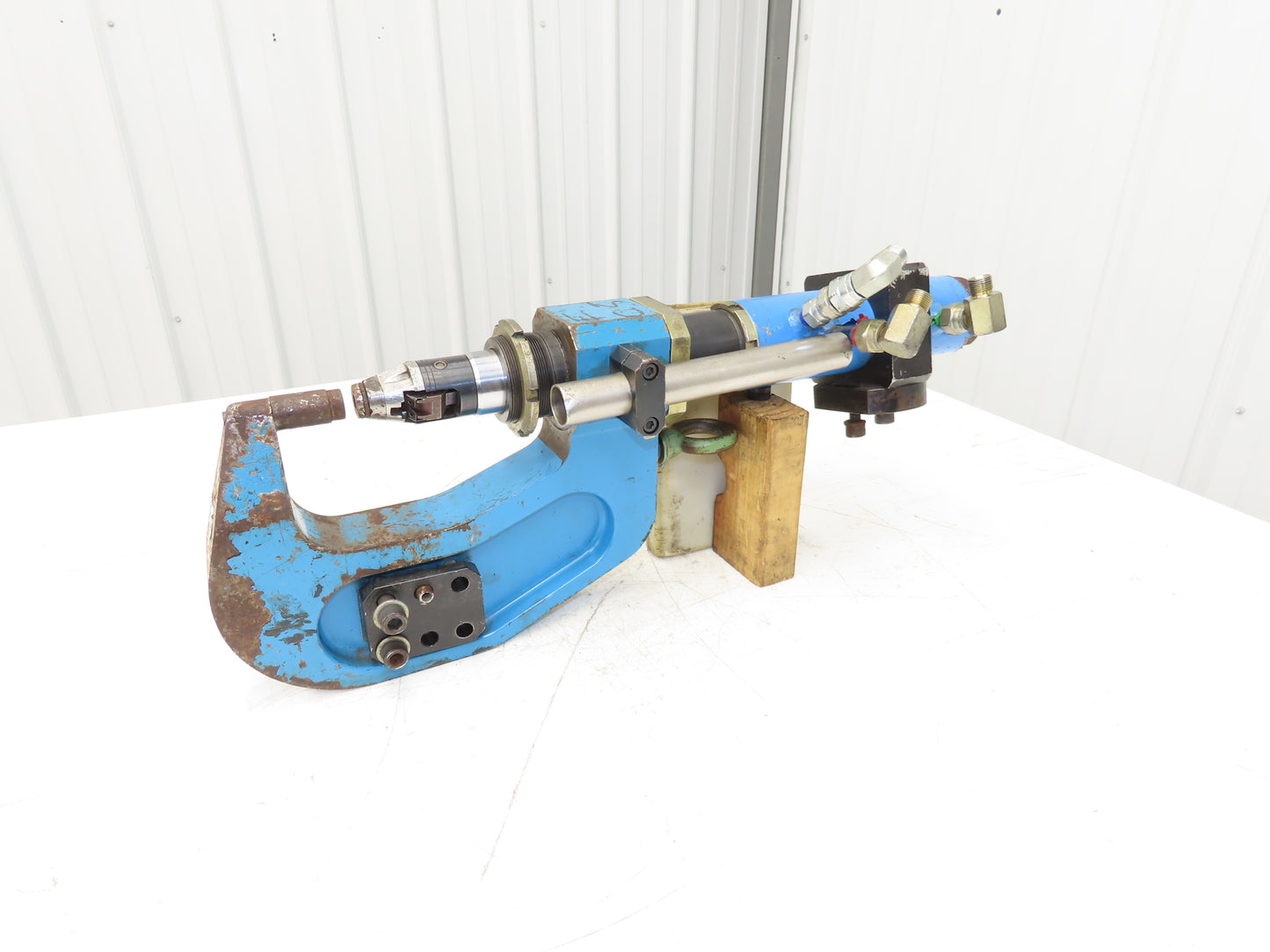 Henrob M14010 K9 Self Piercing Rivet Setter Head Hydraulic Powered 3-3/8" Throat