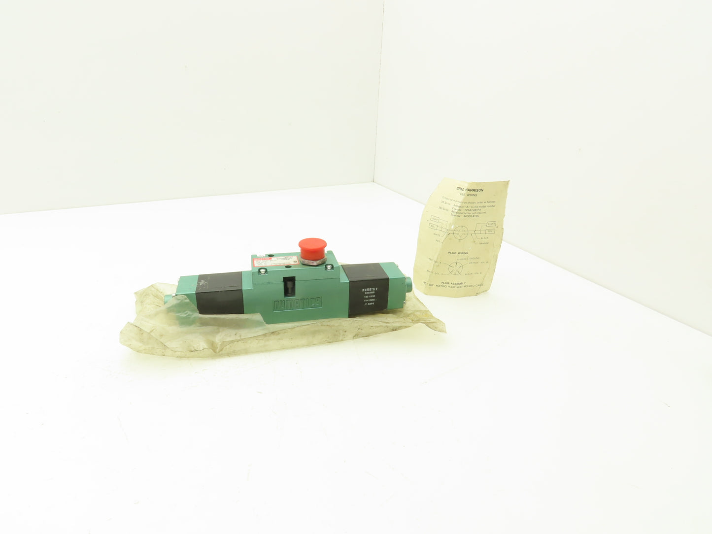 Numatics A12SS4008000030 Pneumatic Double Solenoid Valve 120V 150 PSI 5/2 MK15