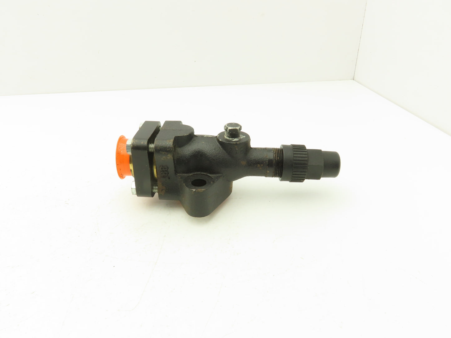 Hartford Compressors VAL374 Refrigeration Compressor Valve/Service Valve 1-3/8" Btm & Side