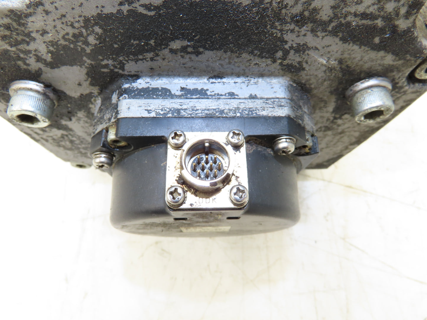 Mitsubishi HF-SP202B Servo Brake Motor 2kW 2000 RPM 132V 3PH Encoder 0BA18-100