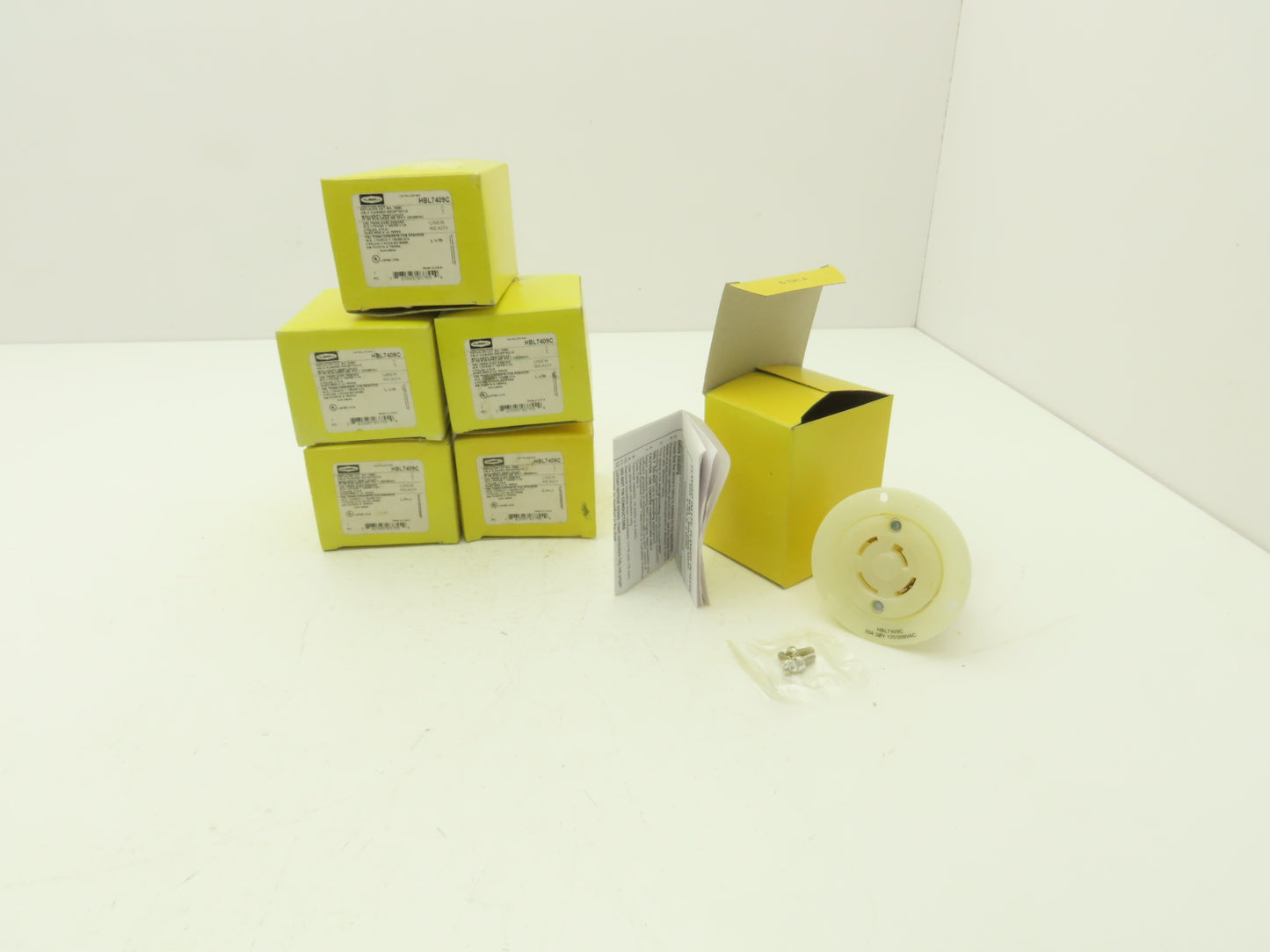 Hubbell HBL7409C Twist-Lock Flanged Receptacle 20A 3PH 120/208V 4P 4W Lot of 6