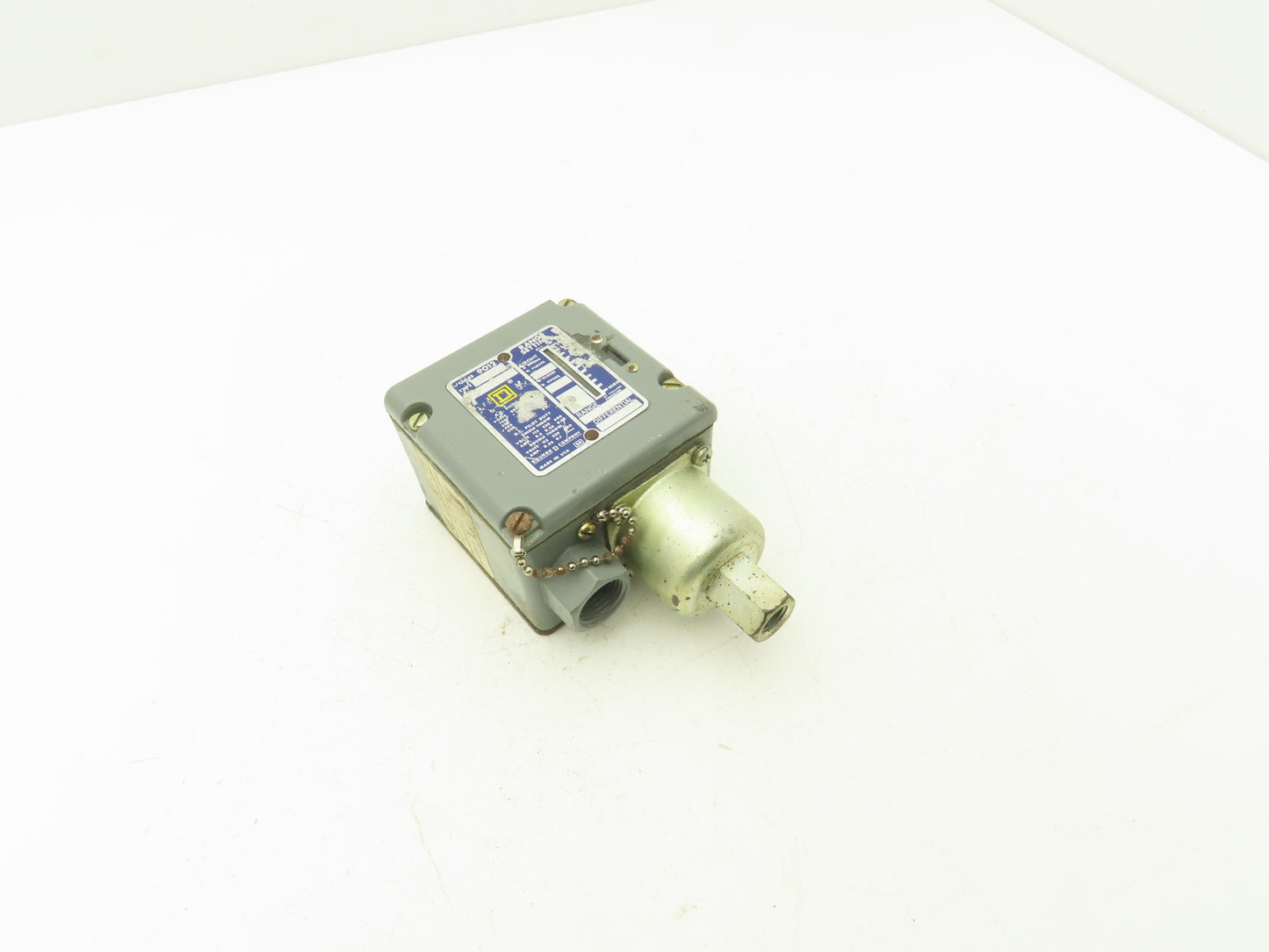 Square D 9012ACW5 Adjustable Pressure Switch 1-75 PSI 4-15 Differential