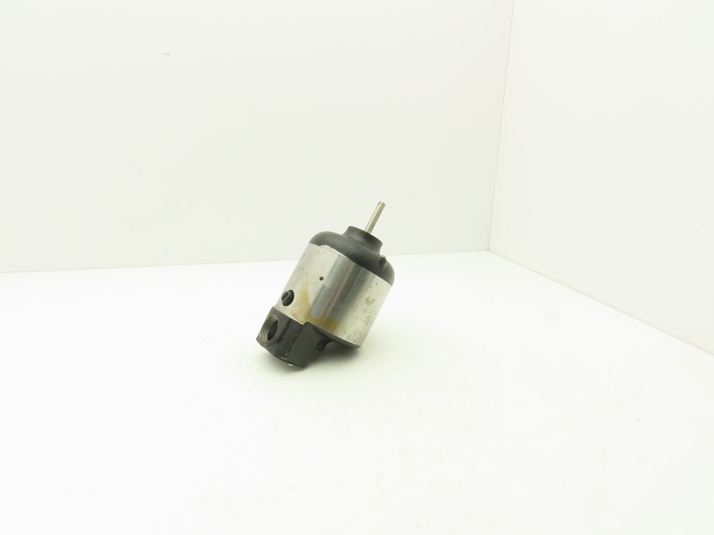 GE General Electric 5BA65AA155 DC Motor 1/50Hp 1800 RPM 120V 3/8"Shaft