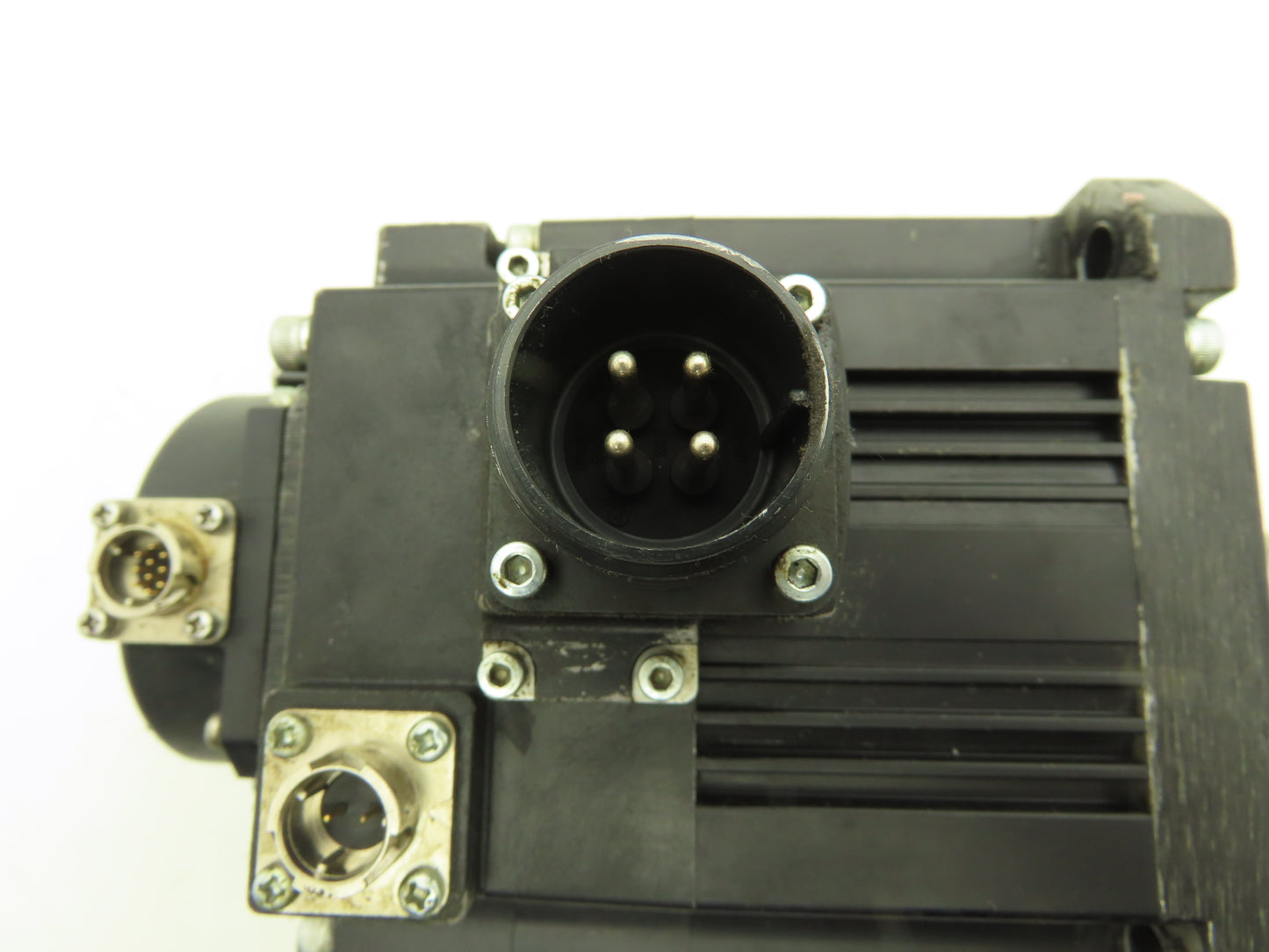 Mitsubishi HF-SP102B Servo Brake Motor 1kW 2000 RPM 125V 3PH Encoder 0BA18-100