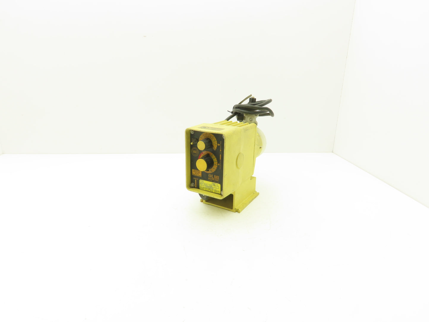 LMI Milton Roy 341-155S Chemical Metering Dosing Pump 14.4GPD Max 250PSI