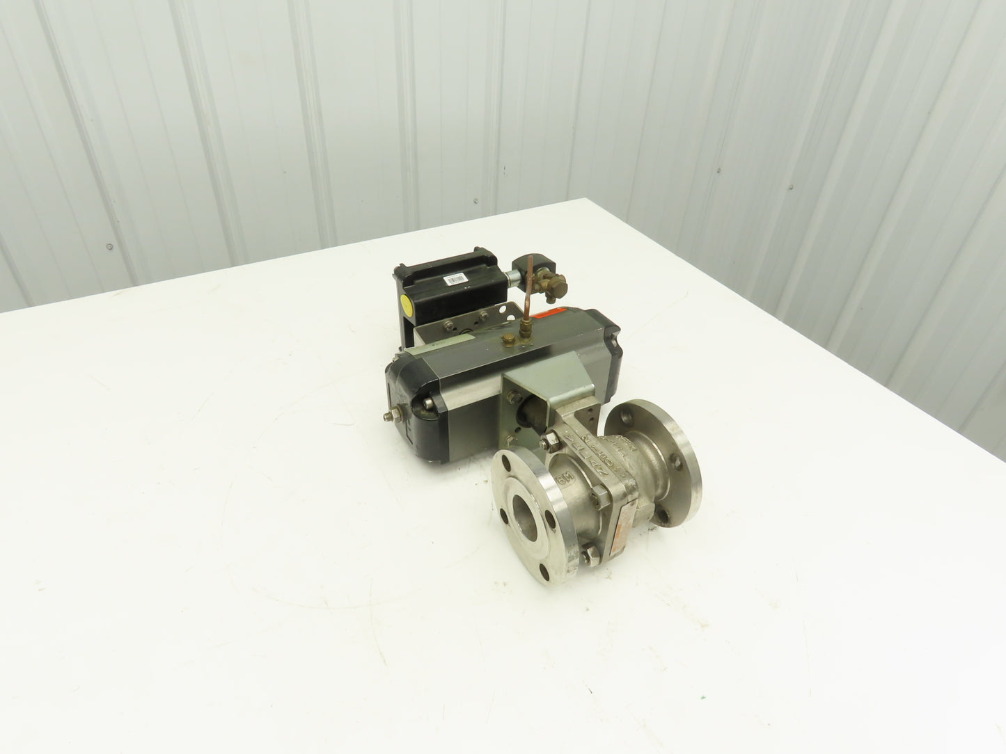 Velan 01413-SSE 2" 150 Stainless Ball Valve Flowserve Automax Pneumatic Actuator