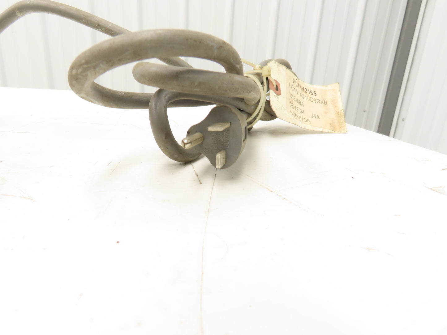 Toshiba UC1A1A015C6RKB 1400RE Series Uninterruptible Power Supply UPS 120V 1PH