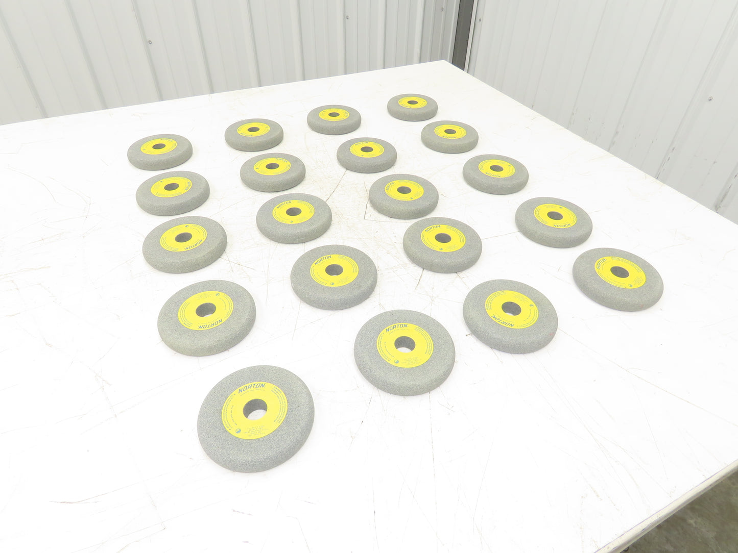 Norton 53A90-K7VBE Rounded Grinding Wheel 5" Dia x 7/8"W x 1" Arbor Lot of 20