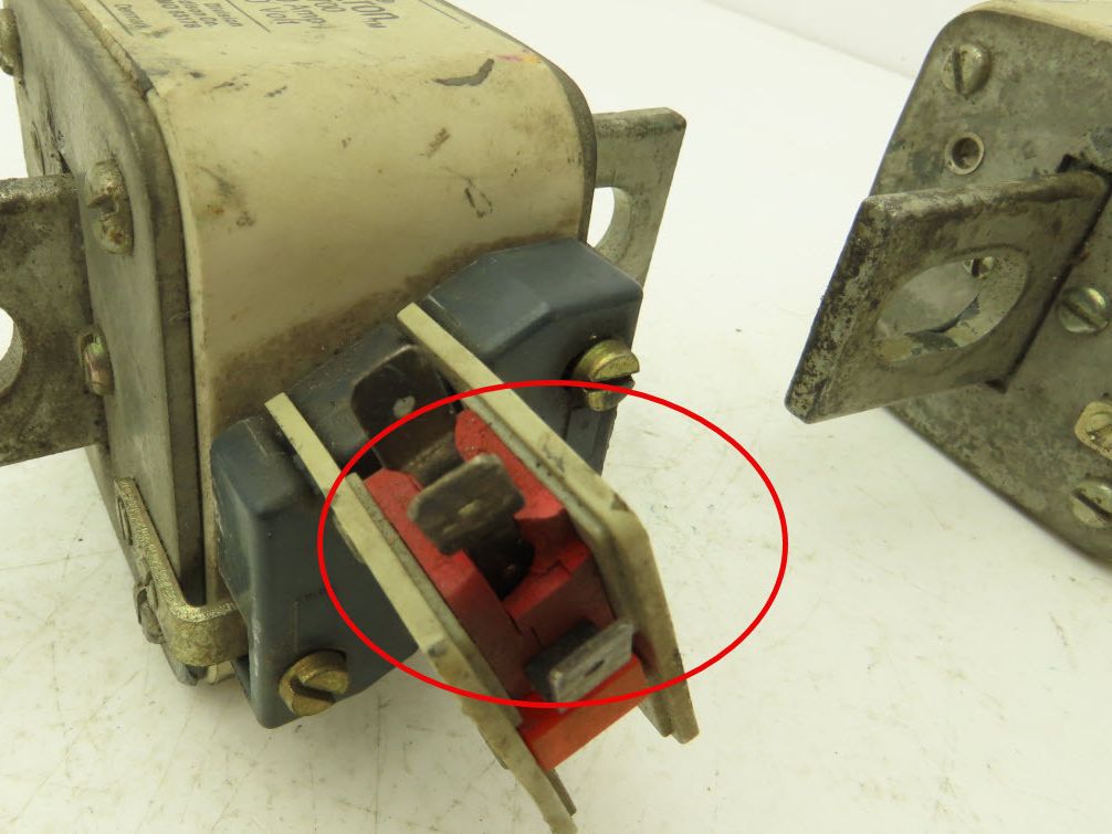 Bussmann Cooper SPP-7E700 Buss Semitron Fuse 700 Amp 700 Volt Lot of 2