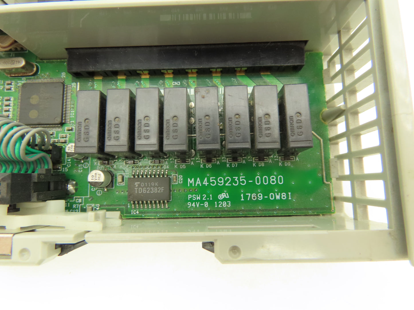 Allen Bradley 1769-OW8I Relay Output Module I/O Ser B Rev 1 Isolated & End Cap