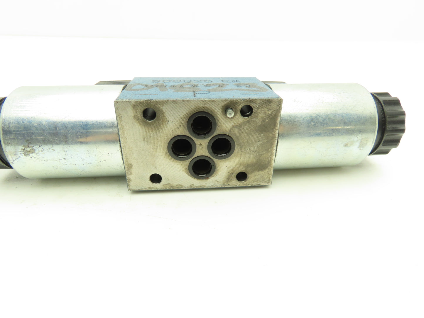 Rexroth 4WE6G2-62/EG24N9K4 Hydraulic Directional Solenoid Valve 24VDC Lot of 2