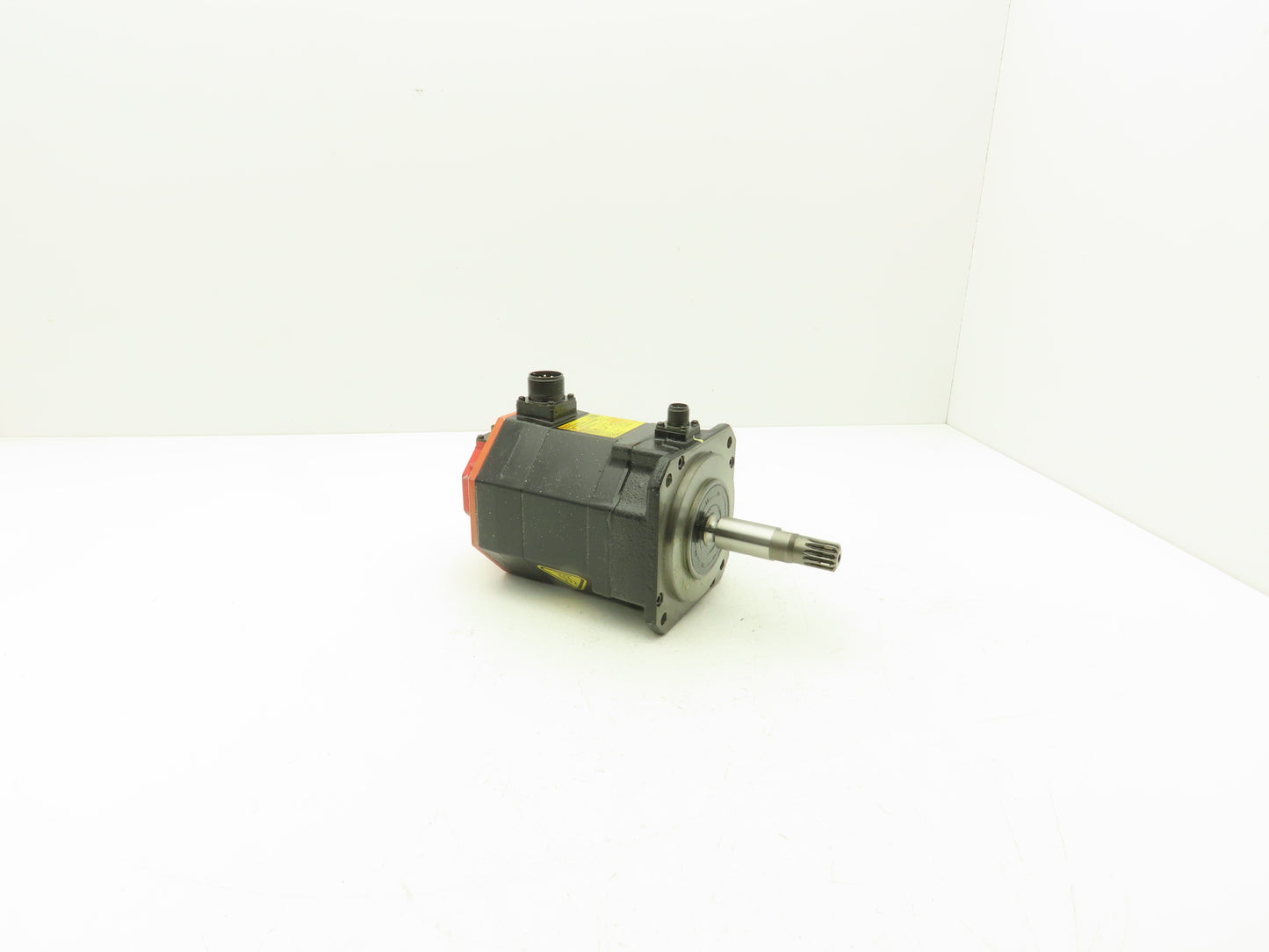 Fanuc A06B-0235-B605 AC Servo Motor 2.5kw 4000 RPM Encoder A860-2010-T341
