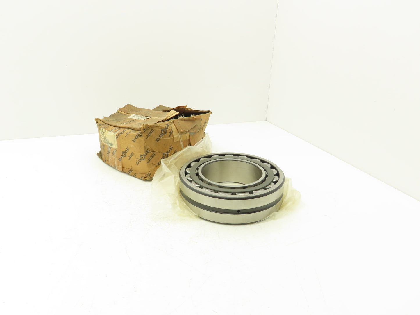 FAG 22222EK.C3 Spherical Roller Bearing 110mm ID x 200mm OD x 53mm W