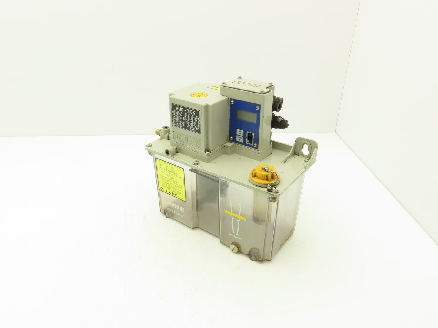 Lube AMO-IIIDS Digital Lubricator Oil Pump Oiler 3L Tank 180 mL/Min 220V 1PH